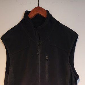 Large Saks Fifth Avenue Black Fleece Vest